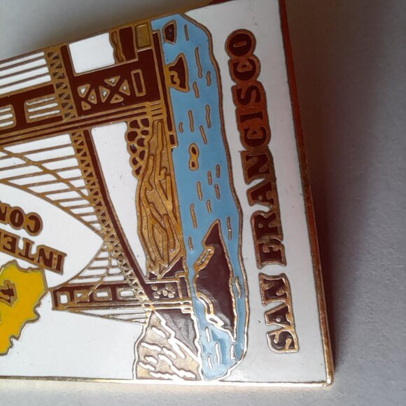 Vintage Golden Gate Bridge Enamel Pin: 1984 Lions Club Convention Souvenir - Picture 6 of 8